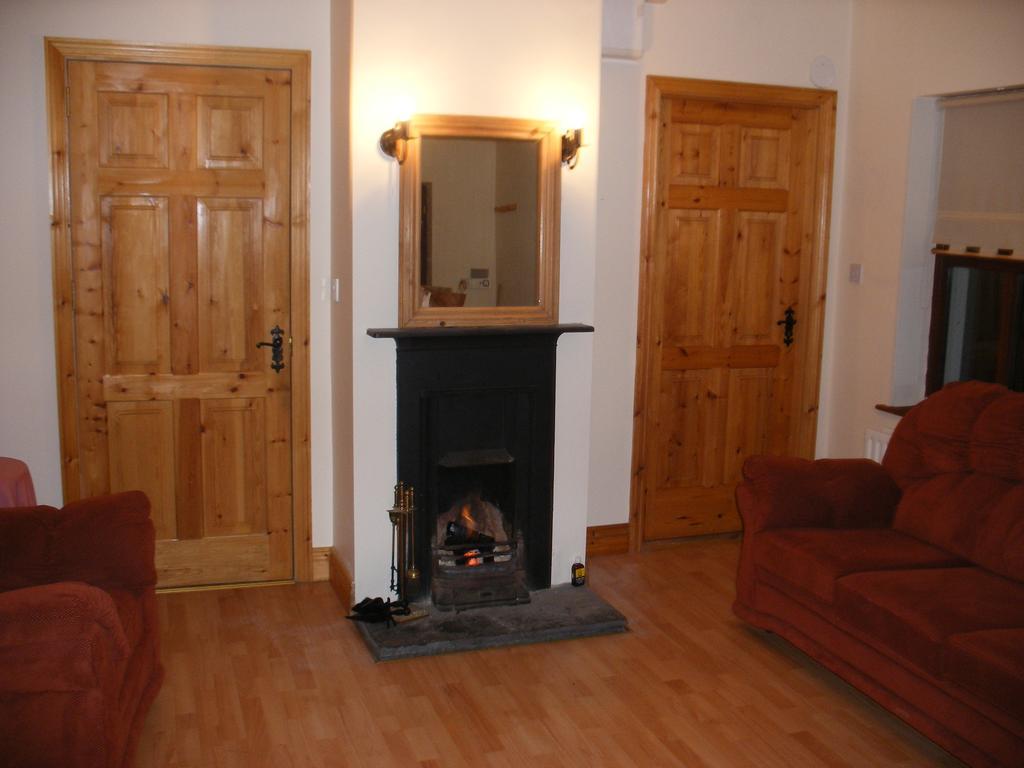 Mountshannon Cottage エクステリア 写真