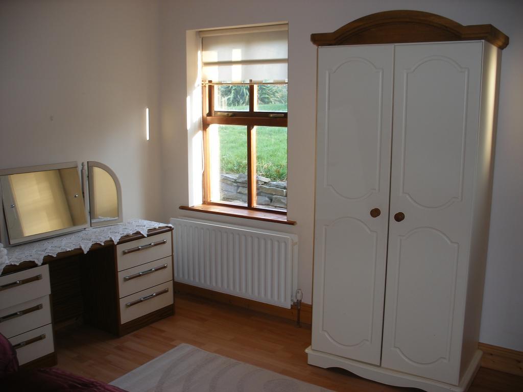 Mountshannon Cottage エクステリア 写真